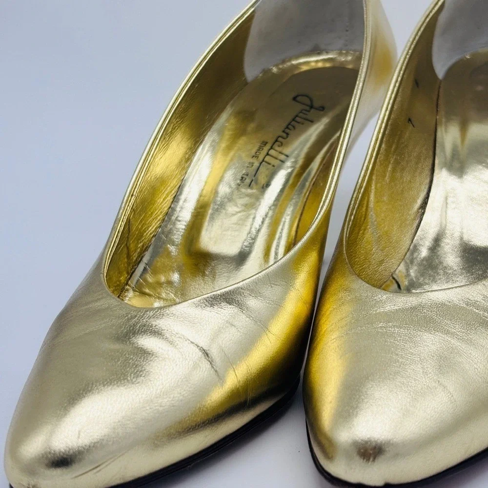 Vintage 80s metallic gold pumps by‎ Italian designer Julianelli 7